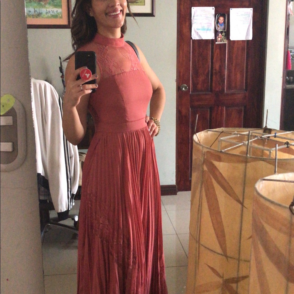 Ashleigh Rusty Rose Lace Pleated Maxi Dress